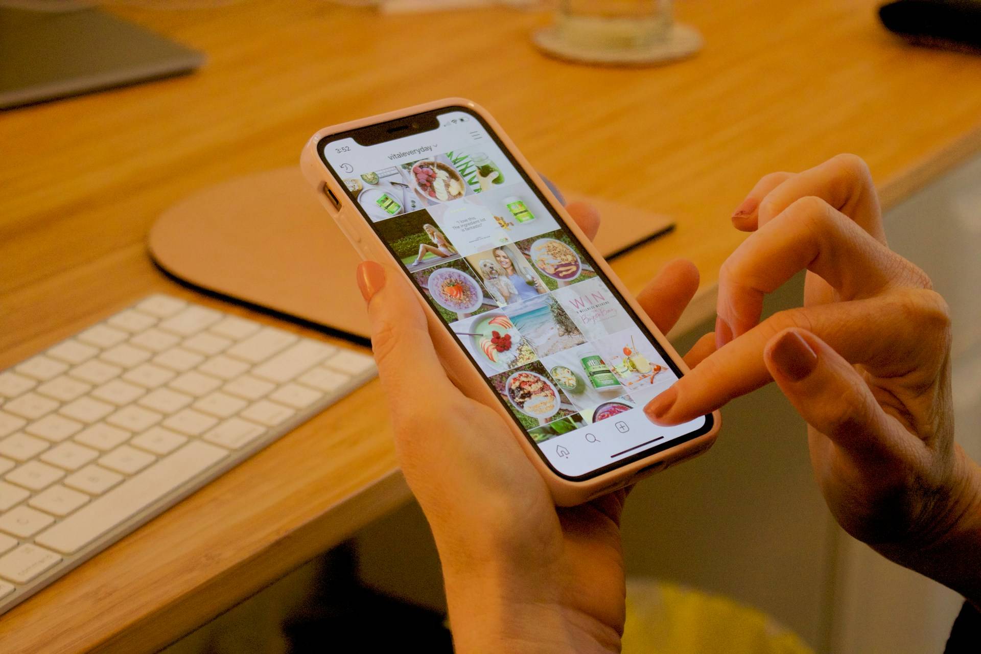Cara Menghapus Postingan Di Instagram
