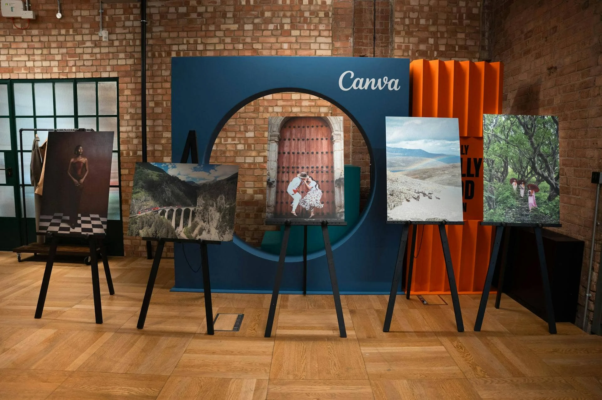 Perbedaan Canva Member dan Designer